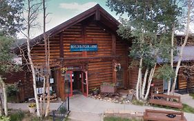 The Boulder Creek Lodge